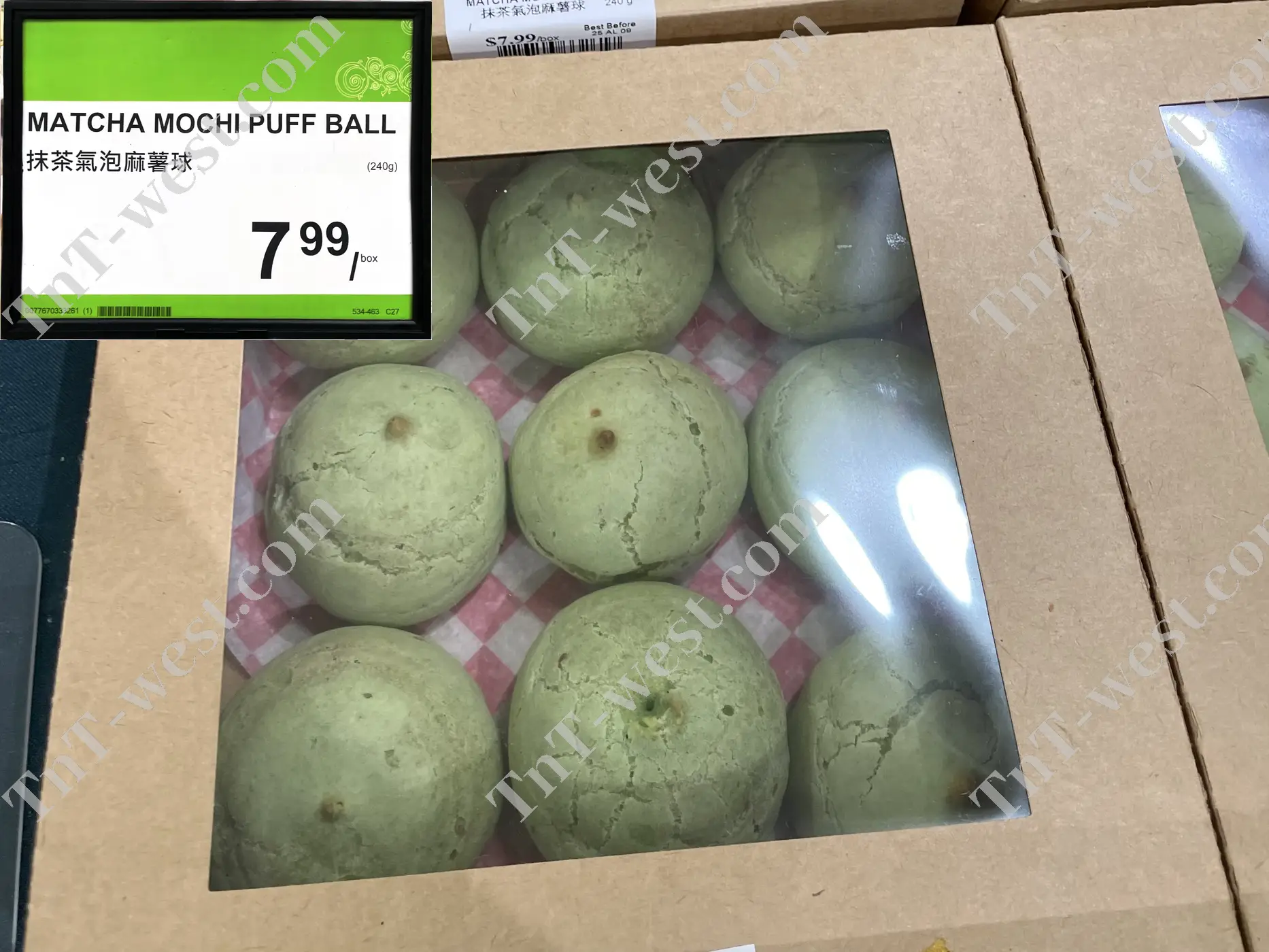 Matcha Michi Puff Ball